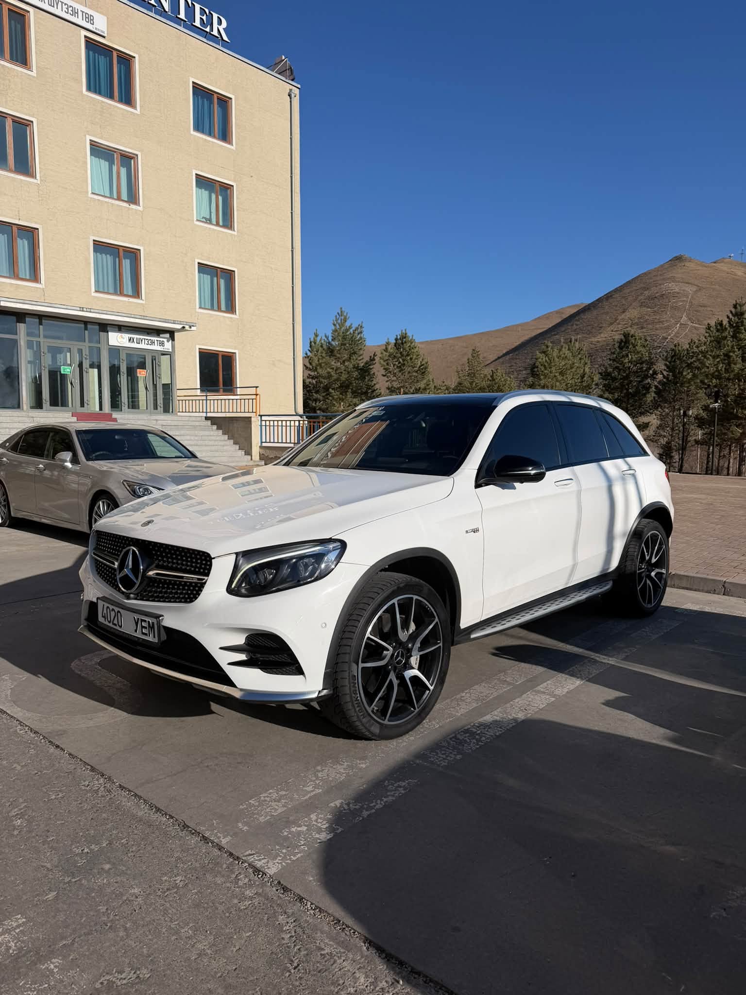 Кроссовер Mersedes-Benz GLC43 2018